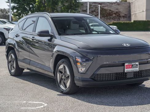 Used 2024 Hyundai Kona SEL FWD image 5