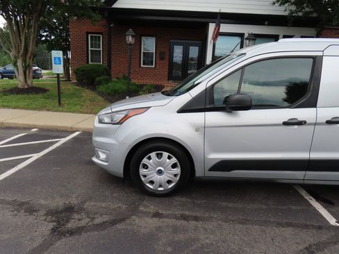 Used 2020 Ford Transit Connect XLT FWD image 2