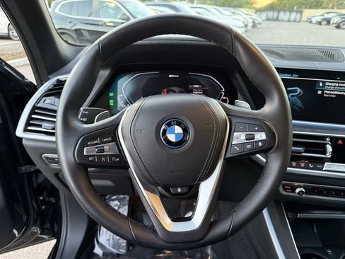 Certified 2022 BMW X5 xDrive45e w/ Climate Comfort Package image 23