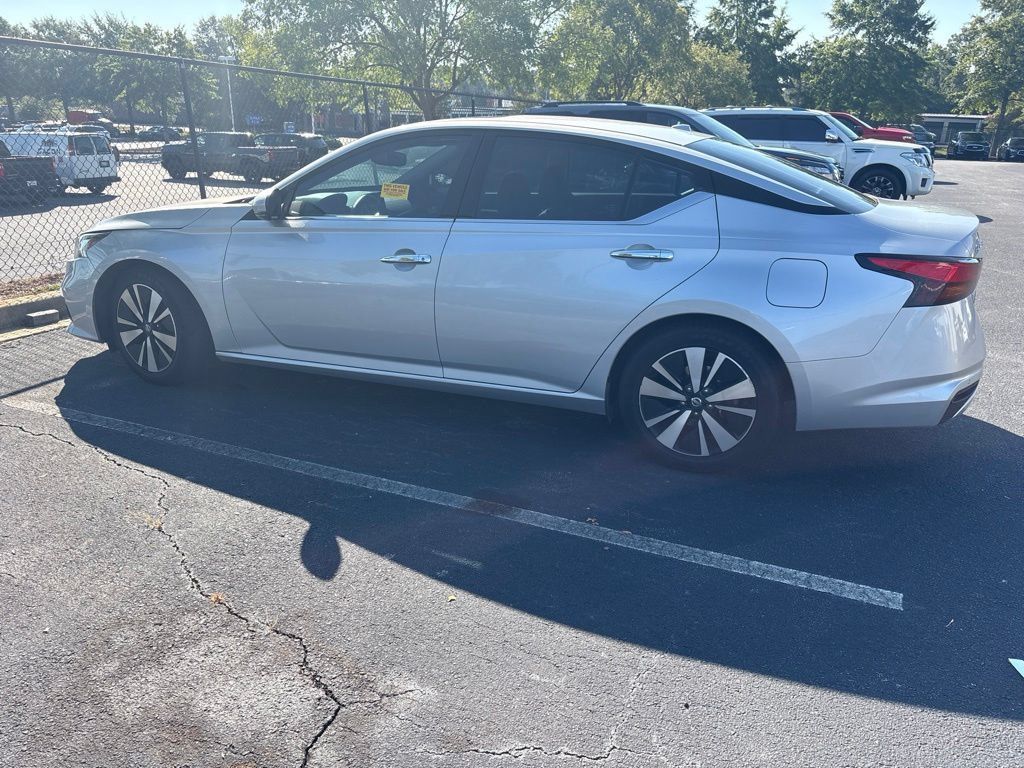 Used 2019 Nissan Altima 2.5 SV FWD image 7