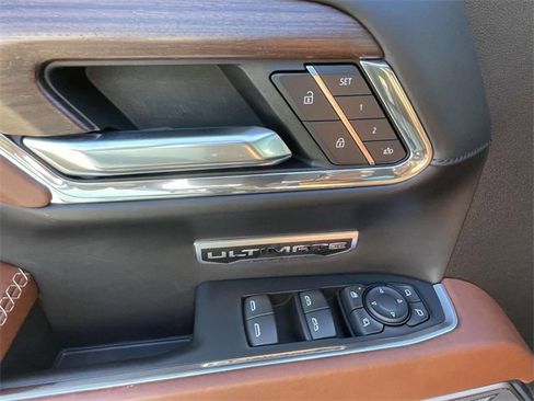 Certified 2023 GMC Sierra 1500 Denali Ultimate image 18