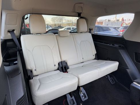 Used 2020 Ford Expedition Platinum image 43