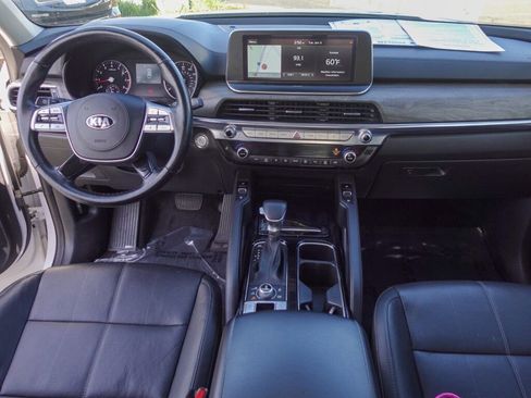 Used 2021 Kia Telluride EX w/ EX Premium Package image 12