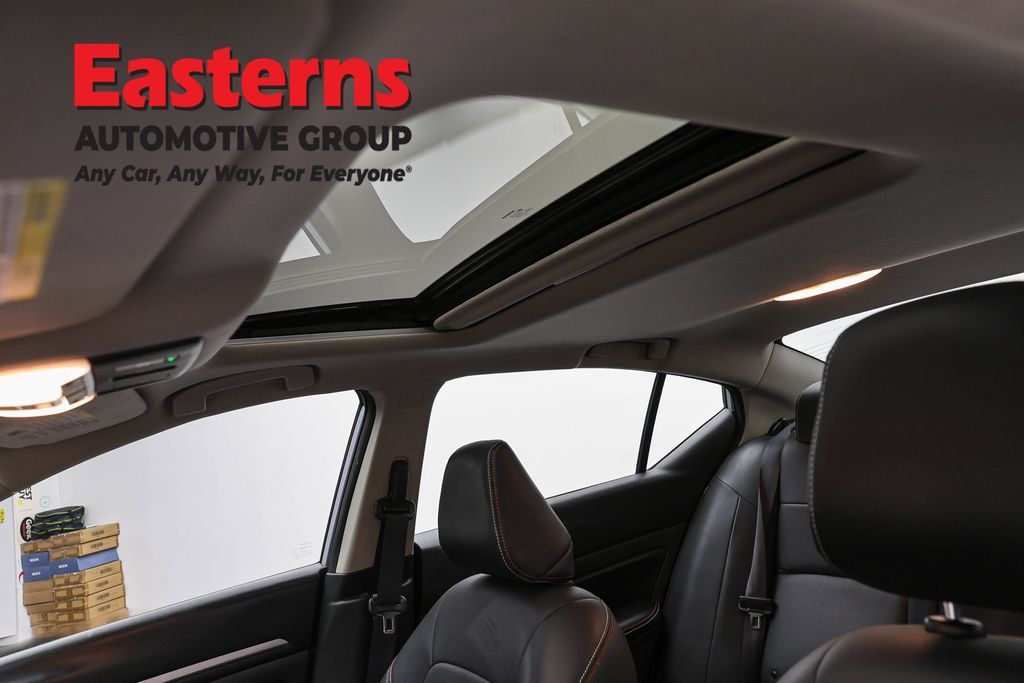 Used 2023 Nissan Altima 2.5 SR w/ SR Premium Package FWD image 36