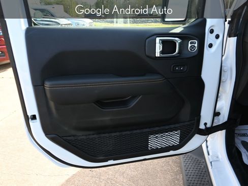 New 2025 Jeep Wrangler Sahara image 9