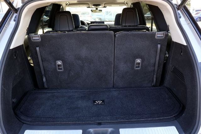 Used 2023 INFINITI QX60 Luxe w/ Performance Audio Package AWD/4WD image 11