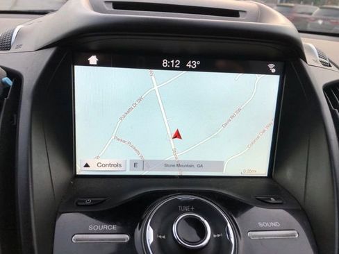 Used 2017 Ford Escape Titanium image 23