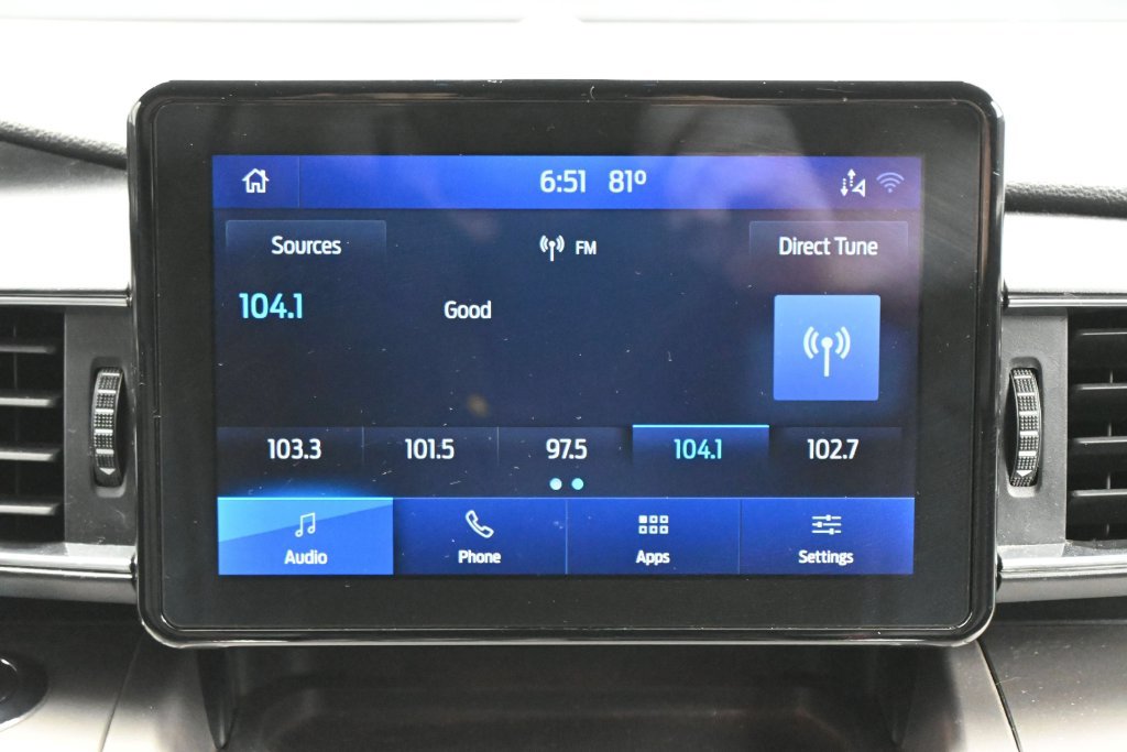 Used 2021 Ford Explorer XLT w/ Equipment Group 202A AWD/4WD image 22
