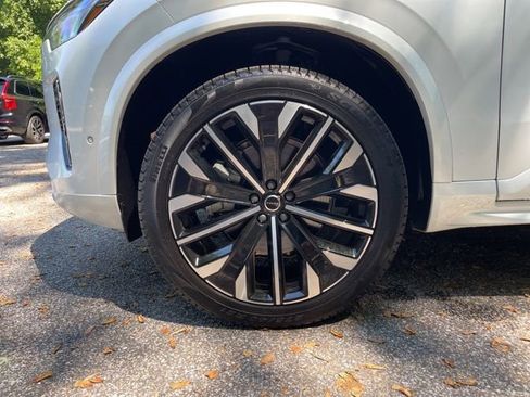 Certified 2026 Volvo XC90 B6 Ultra AWD/4WD image 27