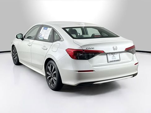 Certified 2023 Honda Civic EX image 9