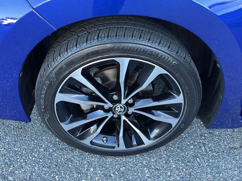 Used 2017 Toyota Corolla LE image 28