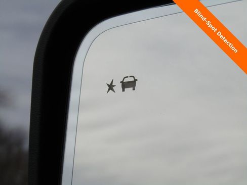 Used 2022 Chevrolet Silverado 2500 LTZ w/ LTZ Plus Package image 9