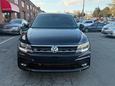 Used 2020 Volkswagen Tiguan SE R-Line image 2