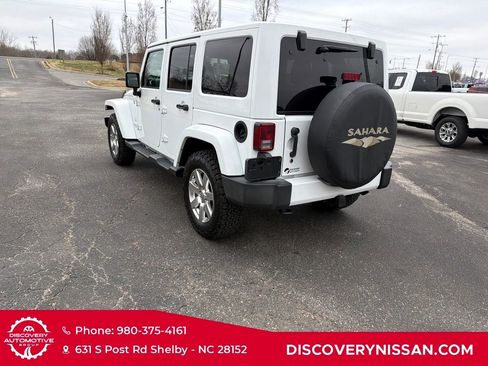 Used 2016 Jeep Wrangler Unlimited Sahara w/ Connectivity Group image 9