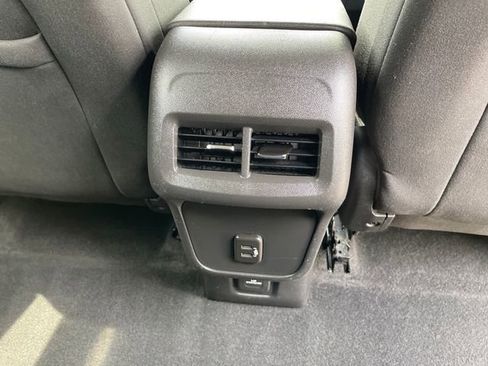 Used 2020 Chevrolet Equinox LT AWD/4WD image 32