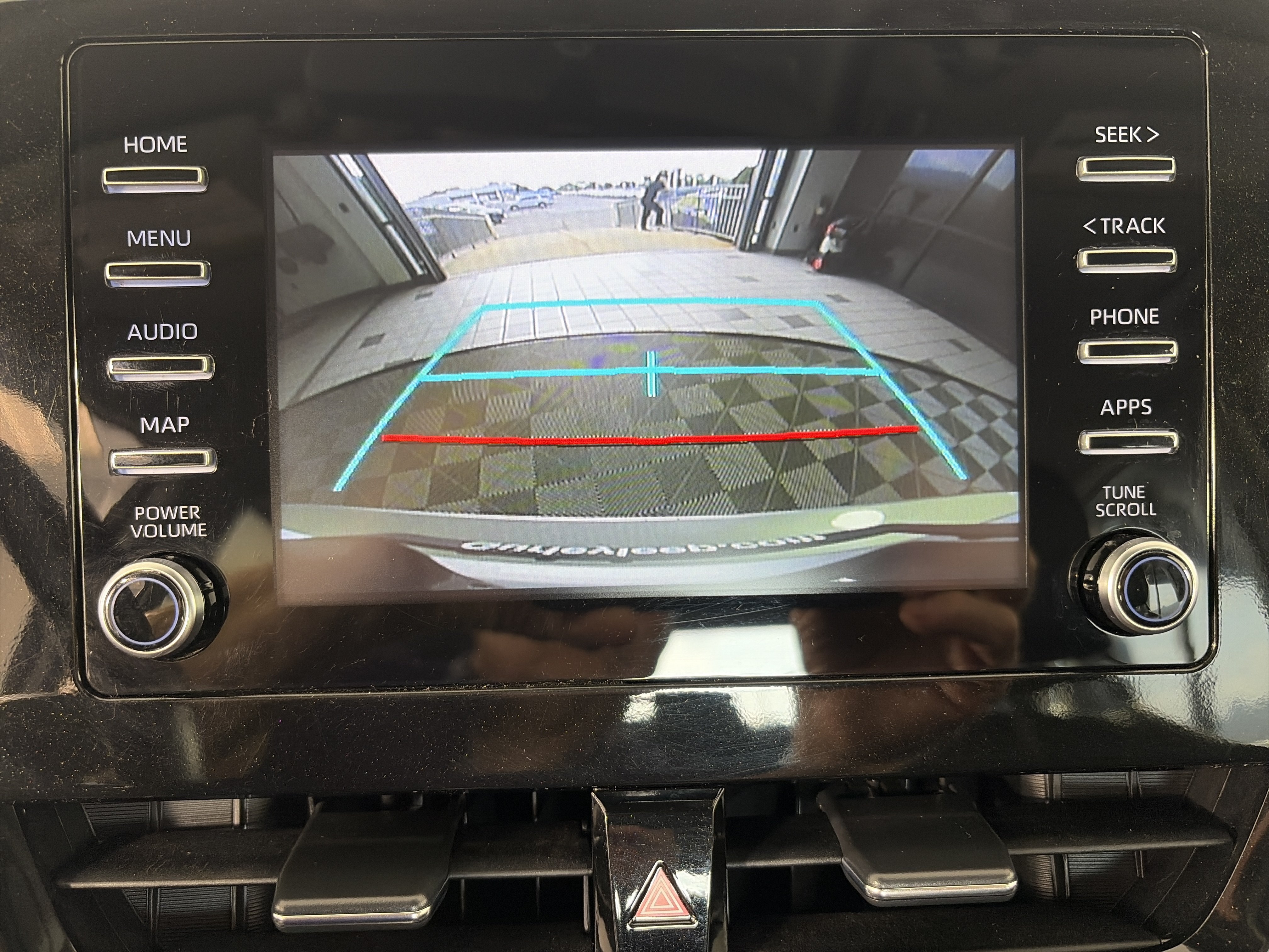Used 2024 Toyota Camry SE FWD image 19