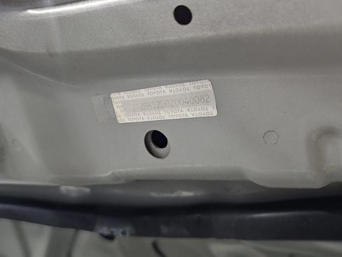 Used 2002 Toyota Prius FWD image 11
