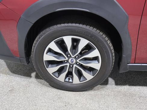 Used 2024 Subaru Outback Limited w/ Popular Package #2 AWD/4WD image 8