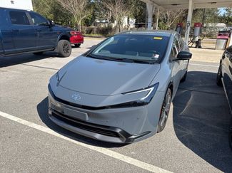 Used 2024 Toyota Prius XLE video 1