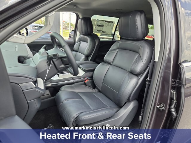 New 2027 Lincoln Navigator Premiere RWD image 9