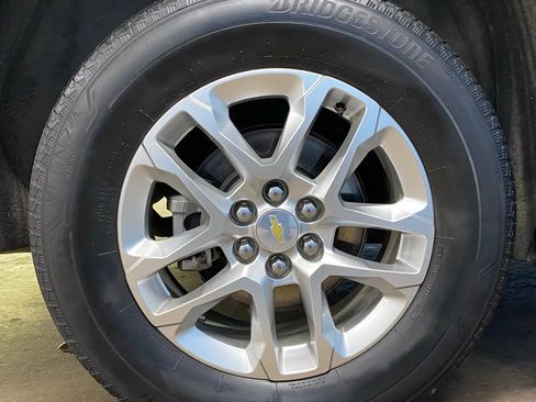 Used 2020 Chevrolet Traverse LT image 54