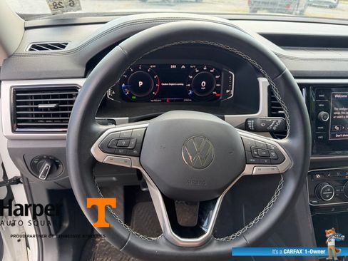 Used 2023 Volkswagen Atlas SEL AWD/4WD image 16