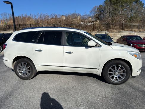 Used 2014 Buick Enclave Leather image 4