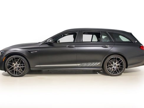 Used 2023 Mercedes-Benz E 63 AMG S image 3