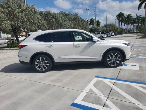 Used 2024 Acura MDX FWD w/ Technology Package image 11