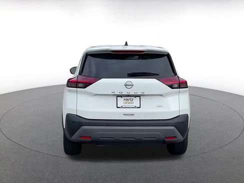 Used 2023 Nissan Rogue S image 11