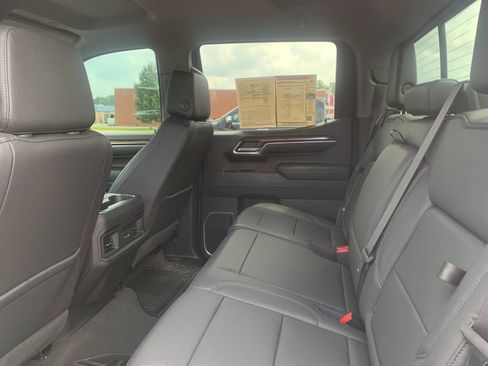 Used 2023 Chevrolet Silverado 1500 RST w/ Convenience Package II AWD/4WD image 15