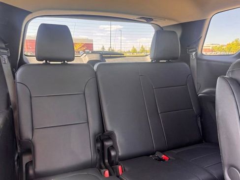 Used 2019 Chevrolet Traverse Premier w/ LPO, Floor Liner Package AWD/4WD image 29