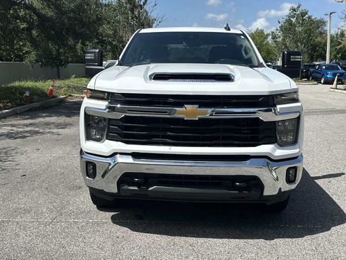 Certified 2025 Chevrolet Silverado 2500 LT w/ Convenience Package AWD/4WD image 9