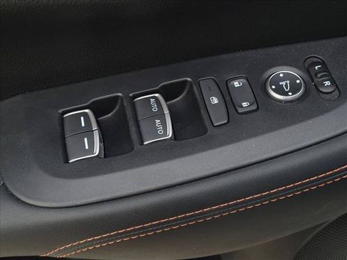 Used 2026 Honda HR-V Sport image 13