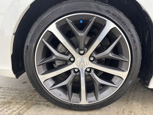 Used 2023 Honda Civic Touring image 9