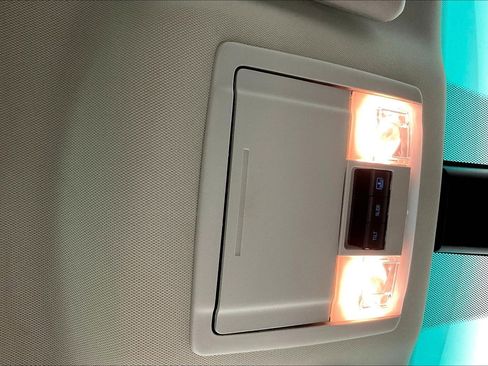 Used 2016 Ford Explorer Platinum AWD/4WD image 37