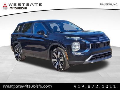 New 2025 Mitsubishi Outlander SE