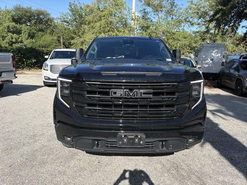 Used 2023 GMC Sierra 1500 Elevation w/ X31 Off-Road Package AWD/4WD image 2