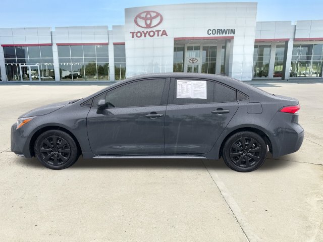 Used 2024 Toyota Corolla LE FWD image 2