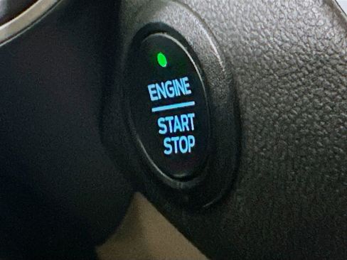 Used 2022 Ford Escape SEL image 20