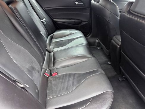 Used 2020 Acura ILX image 14