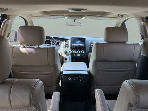 Used 2016 Toyota Sequoia Limited w/ Safety & Convenience Package image 31