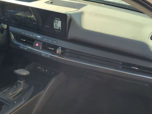 Used 2025 Kia K4 EX image 20