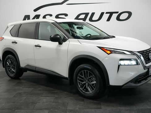 Used 2023 Nissan Rogue S FWD image 7