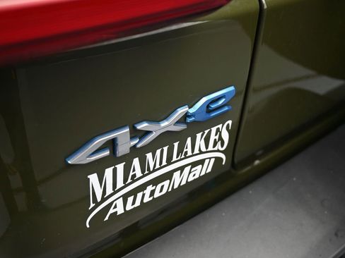 Used 2024 Jeep Wrangler Unlimited Sahara image 41