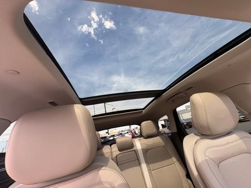 Certified 2020 Lincoln Corsair Reserve w/ Equipment Group 201A AWD/4WD image 17