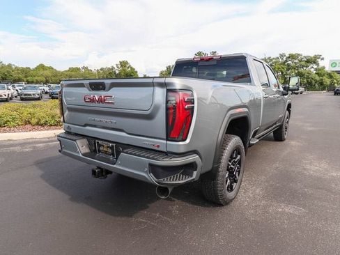 New 2026 GMC Sierra 3500 AT4 w/ AT4 Premium Plus Package AWD/4WD image 9