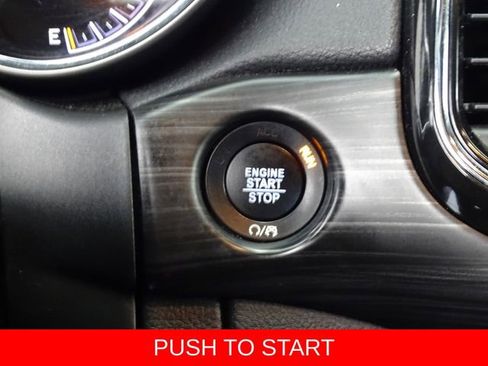 Used 2021 Jeep Grand Cherokee Laredo X AWD/4WD image 9