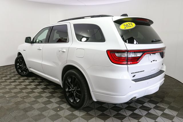 Used 2025 Dodge Durango R/T w/ Blacktop Package AWD/4WD image 8