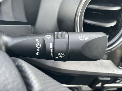 Used 2020 Toyota Tacoma TRD Sport image 18